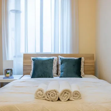 Cozy & Inner-city Nest * 布达佩斯